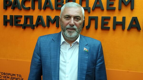 Думбадзе: поддержка Украины провоцирует в Европе бардак и беспредел - Sputnik Беларусь