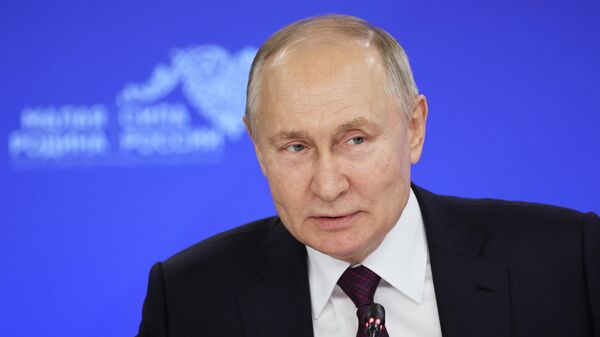 Путин посещает избирательный штаб в Москве – трансляция - Sputnik Беларусь