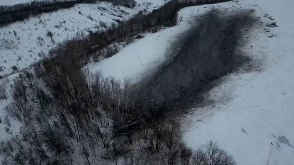 Место крушения Ил-76 в Белгородской области сняли на видео с дрона - Sputnik Беларусь