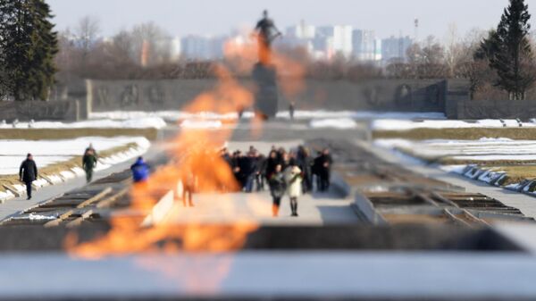 Урачыстая цырымонія да 80-годдзя зняцця блакады Ленінграда – відэа - Sputnik Беларусь