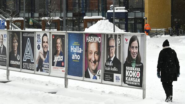 Предвыборные плакаты в Эспоо, Финляндия - Sputnik Беларусь