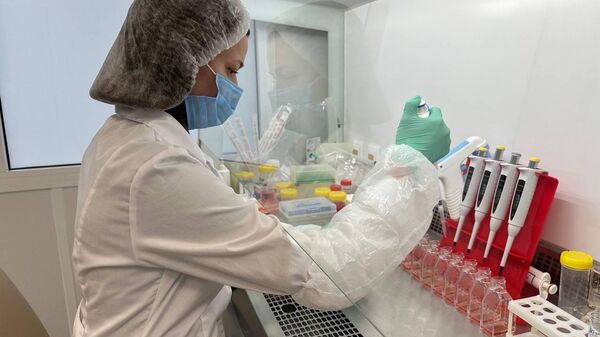 Работа лаборатории, архивное фото - Sputnik Беларусь