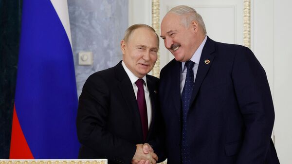Президент РФ Владимир Путин и президент Республики Беларусь Александр Лукашенко  - Sputnik Беларусь