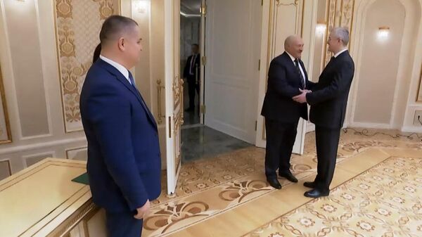 Губернатор Камчатского края 9 часов летел на встречу с Лукашенко (видео) - Sputnik Беларусь