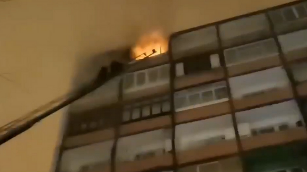 Как тушили пожар в общежитии в центре Минска - Sputnik Беларусь