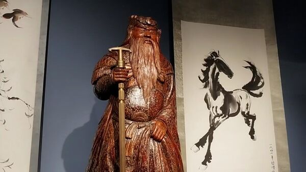 Царь обезьян, семиглазая Тара и фарфоровый Конфуций выставлены в Минске - Sputnik Беларусь