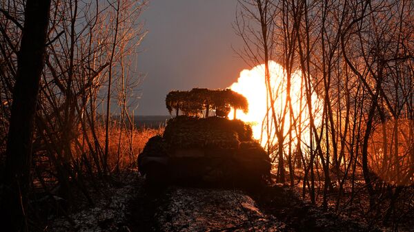 Боевая работа танкистов группировки Юг на Северском направлении - Sputnik Беларусь