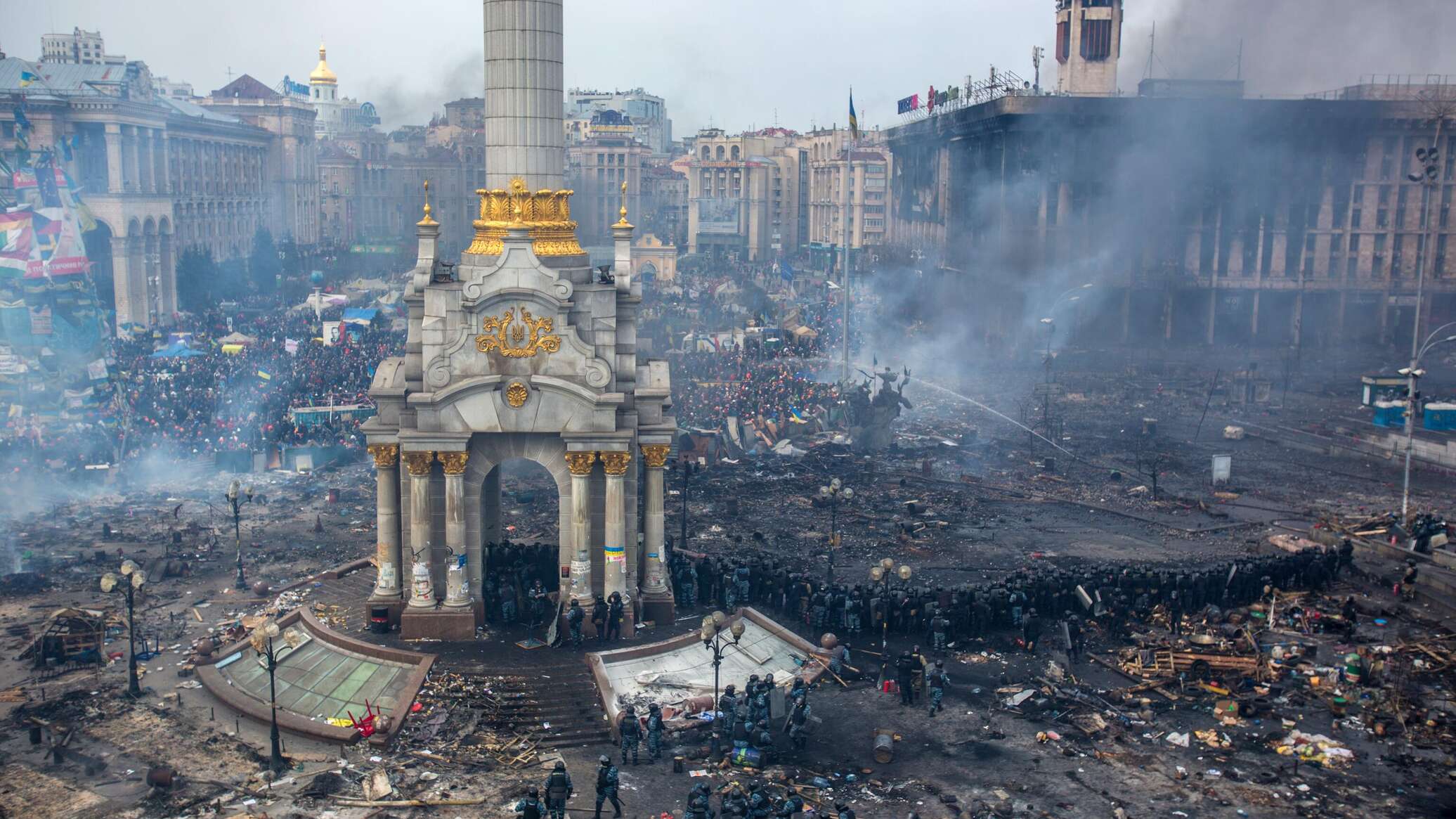 Десять лет после майдана: воспоминания журналистов, работавших в Киеве -  22.02.2024, Sputnik Беларусь