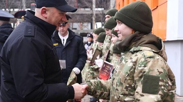 Кубраков лично поздравил бойцов отряда спецназначения Гранит - Sputnik Беларусь