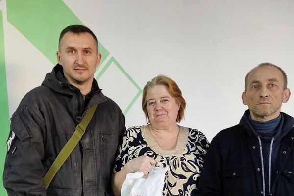 Фонд Талая передал в Донбасс машины и груз жизни - Sputnik Беларусь