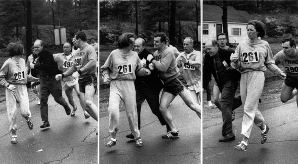 В 1960-х годах женщин не допускали к участию в марафонах, а Катрин Швитцер мечтала пробежать эту дистанцию наравне с мужчинами. Двадцатилетняя Катрин вышла на старт в 1967 году и первой из дам пробежала Бостонский марафон, несмотря на попытки организаторов силой утащить ее с трассы. После впечатляющих результатов Катрин через несколько лет женщины получили право участвовать в марафонах наравне с мужчинами. В 70 лет Швитцер повторила свой забег, ее результат был лишь на 20 минут хуже показанного 50 лет назад.  - Sputnik Беларусь
