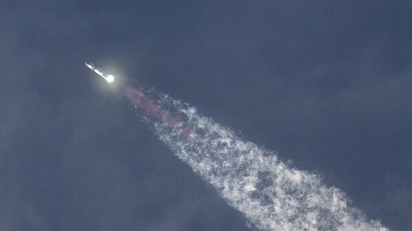 Полет ракеты Starship  - Sputnik Беларусь