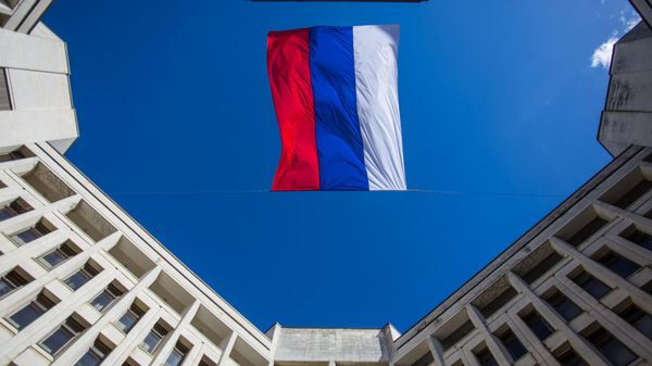 Флаг России над зданием Верховного совета Автономной республики Крым в Симферополе - Sputnik Беларусь