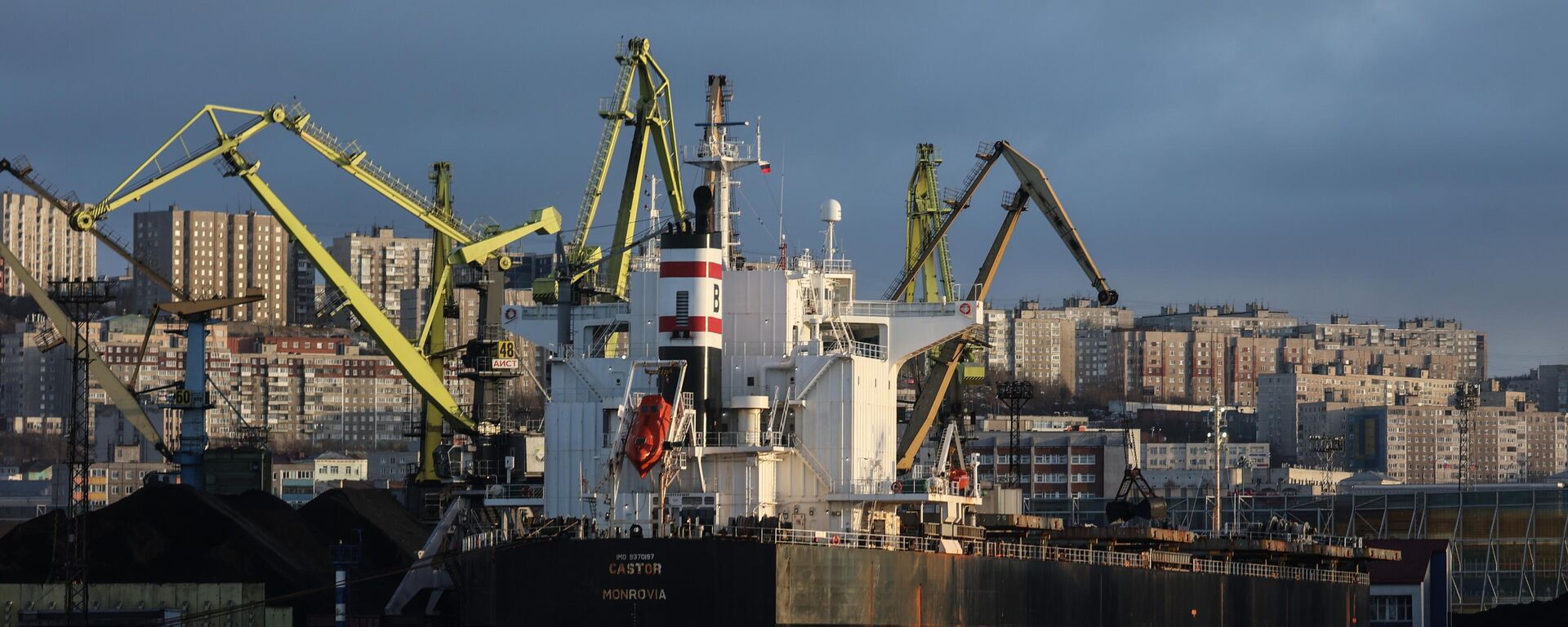 Праца порта ў Мурманску, архіўнае фота - Sputnik Беларусь, 1920, 24.11.2025