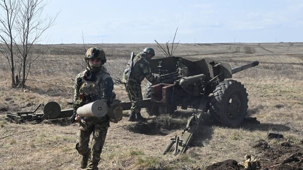 Боевая подготовка артиллеристов Южной группировки войск - Sputnik Беларусь