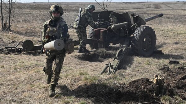 Боевая подготовка артиллеристов Южной группировки войск - Sputnik Беларусь