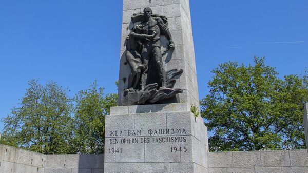 Памятник Жертвам фашизма на месте концлагеря Маутхаузен  - Sputnik Беларусь