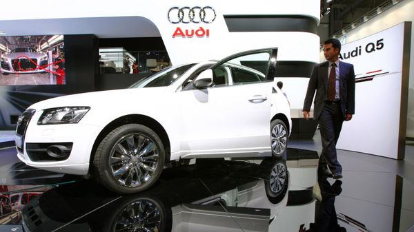 Среднеразмерный кроссовер Audi Q5  - Sputnik Беларусь