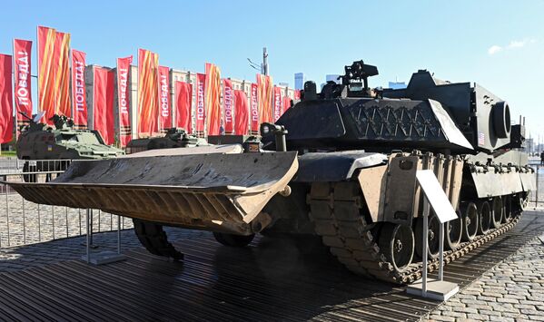 Штурмавая інжынерная машына M1150 Assault Breacher Vehicle. - Sputnik Беларусь