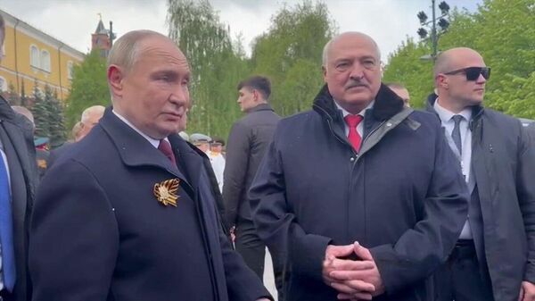 Путин ночью обсуждал с Лукашенко ситуацию на Украине (видео) - Sputnik Беларусь