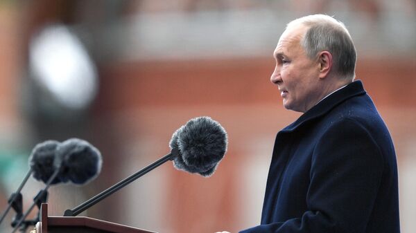 Президент Владимир Путин принял участие в параде Победы в Москве - Sputnik Беларусь