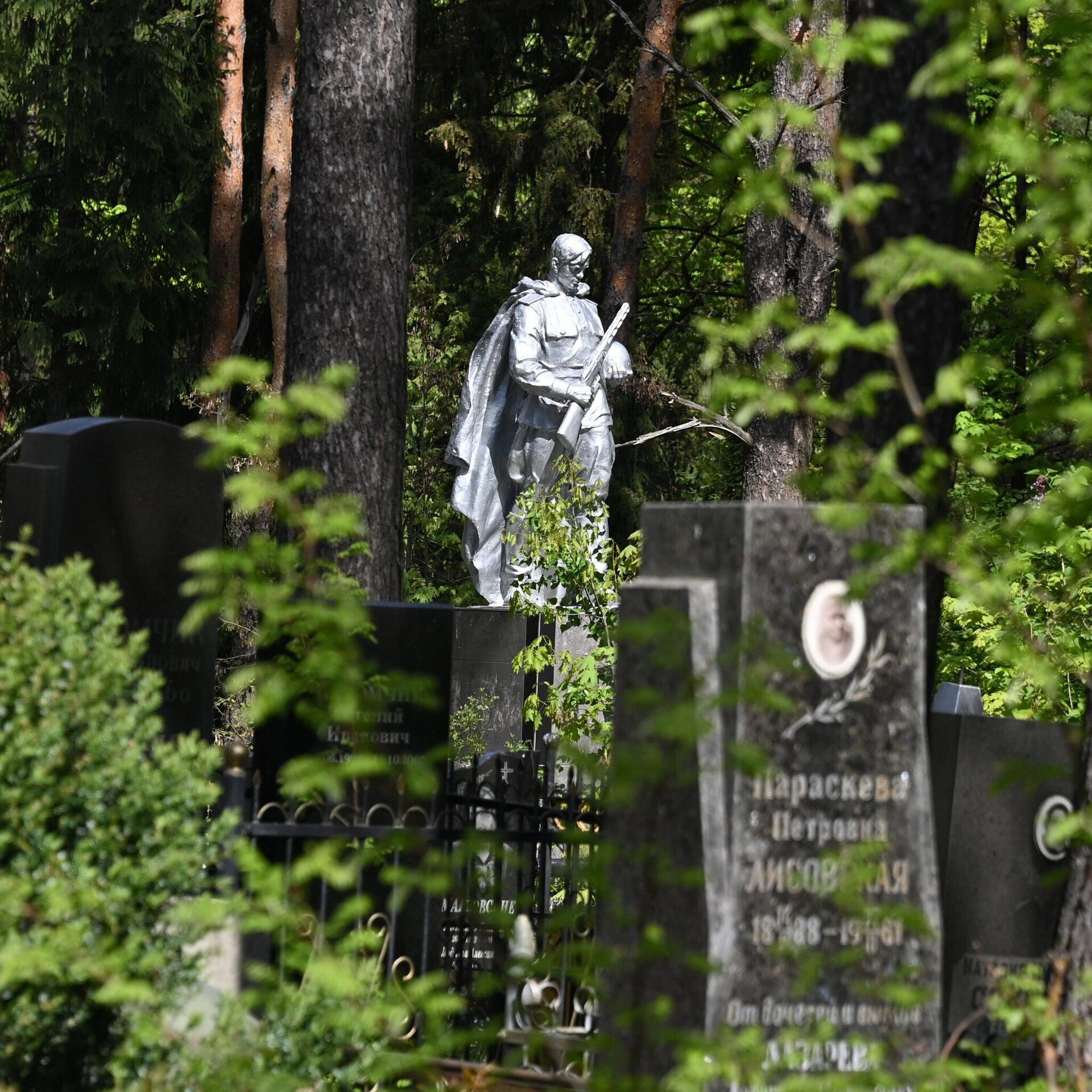 Где хоронят известных белорусов