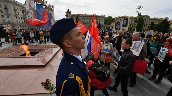 Как празднуют День Победы в Минске и областных центрах (видео) - Sputnik Беларусь