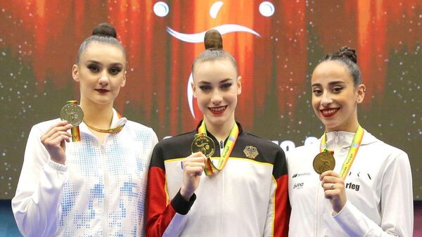 Тройка призеров этапа Кубка мирового вызова по художественной гимнастике  - Sputnik Беларусь