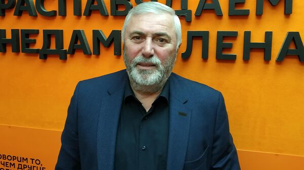 Важны тонкие моменты: Думбадзе о визите Лукашенко в Азербайджан  - Sputnik Беларусь