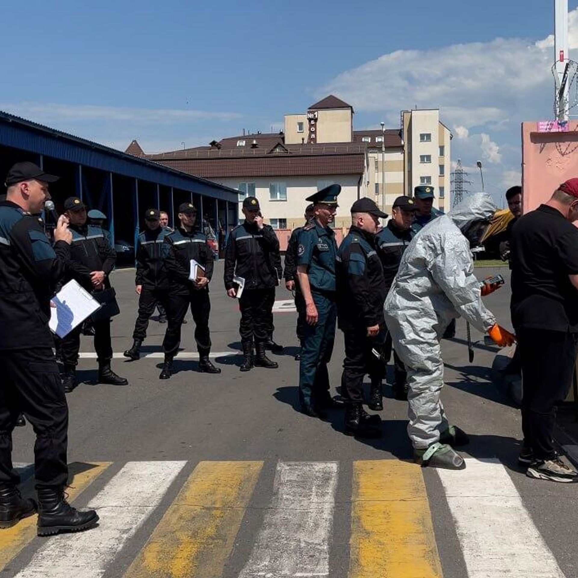 Подготовку подразделений в условиях военного времени показали в Гомеле  (видео) - 30.05.2024, Sputnik Беларусь