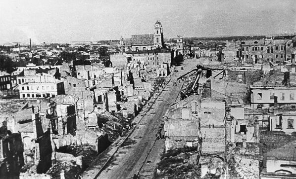 Минск после освобождения от фашистских захватчиков - Sputnik Беларусь
