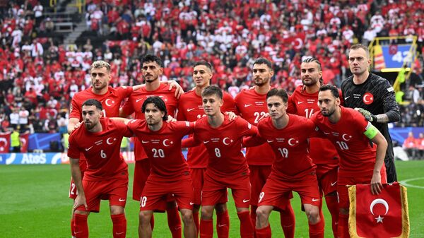 Сборная Турции перед матчем с командой Грузии на Евро-2024 - Sputnik Беларусь