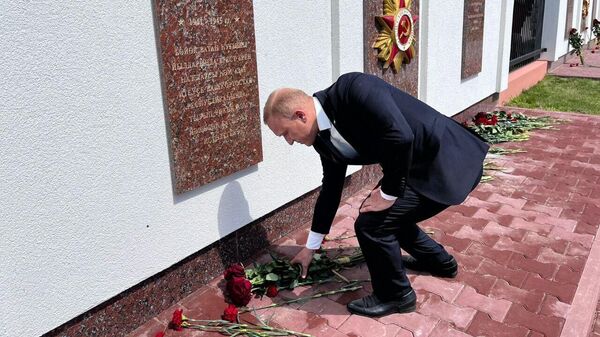 Открытие мемориальной доски в Бресте - Sputnik Беларусь
