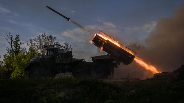 Боевая работа реактивной артиллерии ВС РФ, архивное фото - Sputnik Беларусь