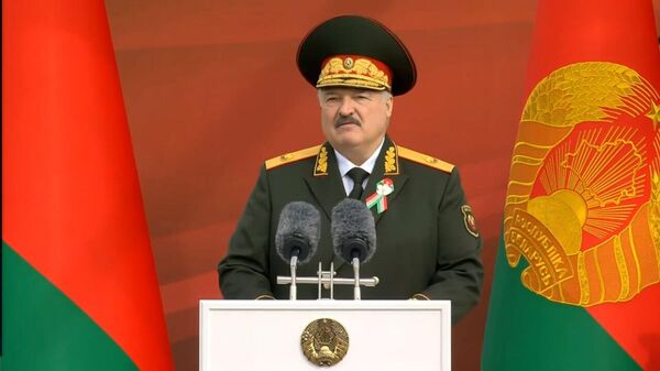 Выступленне Лукашэнкі на парадзе з нагоды Дня Незалежнасці – відэа - Sputnik Беларусь