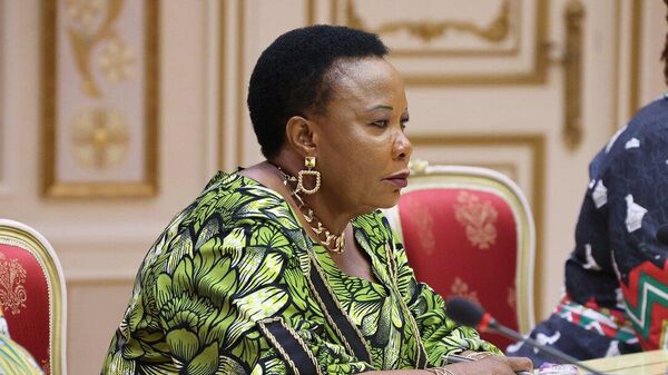 Лукашенко поздравил первую леди Зимбабве с днем рождения