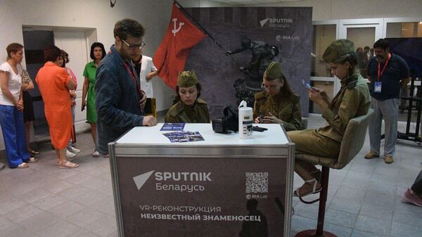 VR-праекты і фотавыстава Sputnik адкрыліся на Славянскім базары – відэа - Sputnik Беларусь