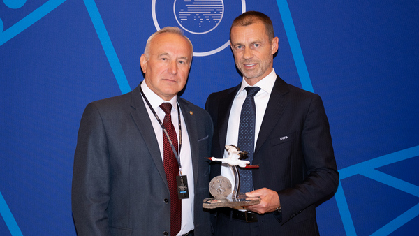 Председатель БФФ Николай Шерстнев встретился с главой УЕФА Александером Чефериным  - Sputnik Беларусь