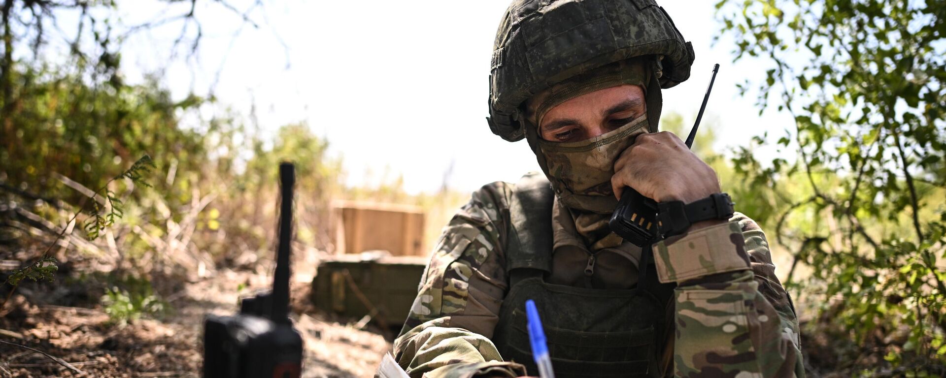 Российский связист, архивное фото - Sputnik Беларусь, 1920, 28.03.2026