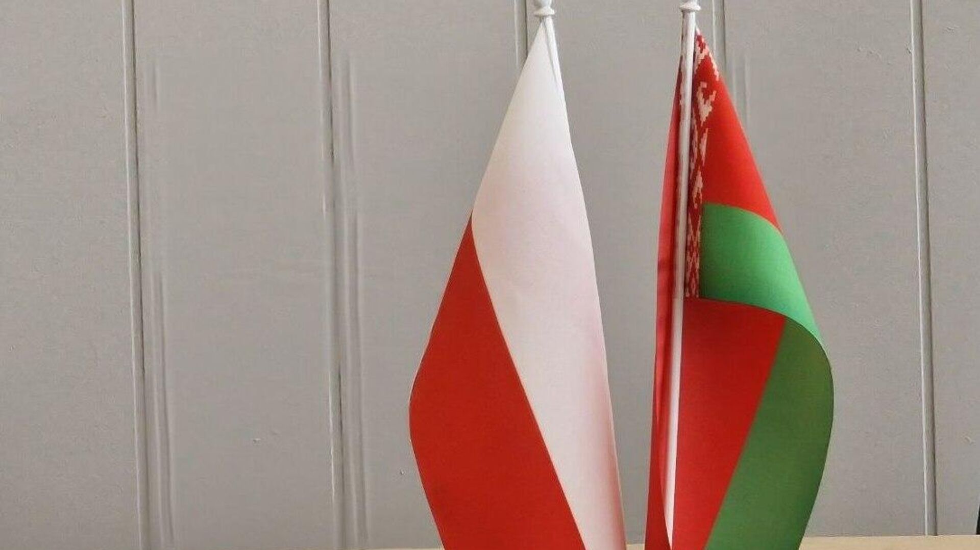 Лукашенко заявил, что всегда старался наладить хорошие отношения с Польшей