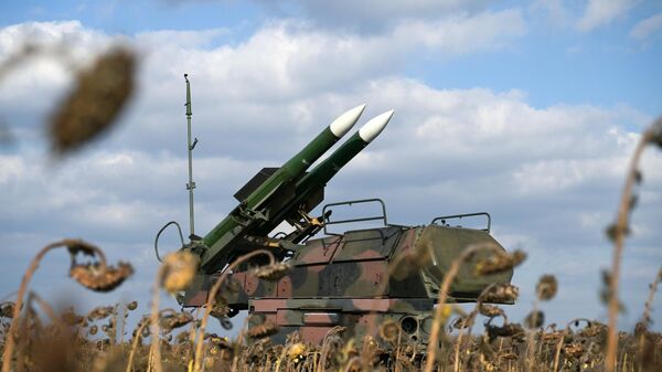 Боевое дежурство ЗРК Бук-М2 - Sputnik Беларусь