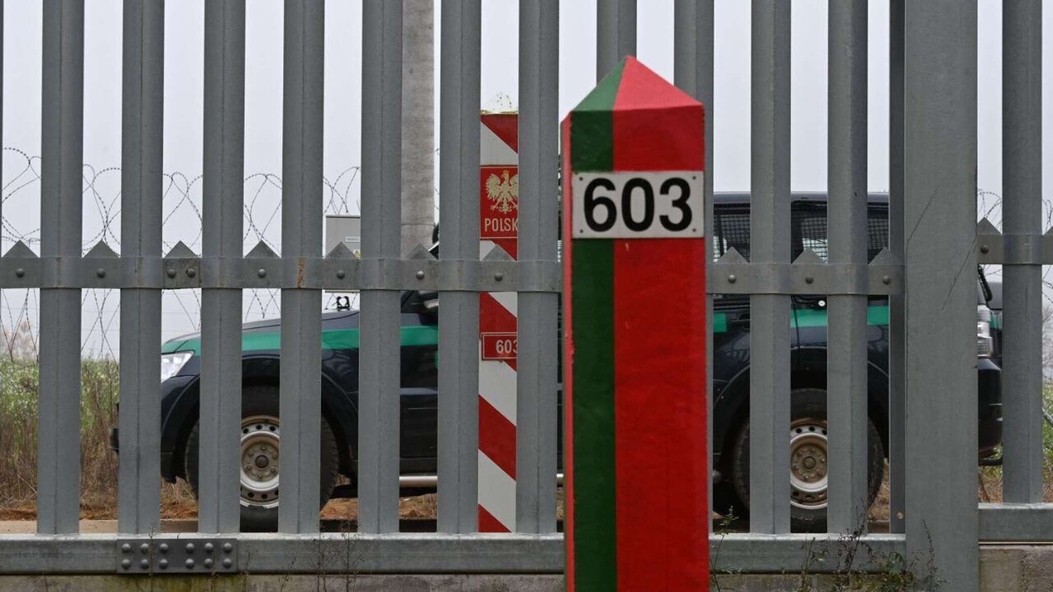 Рыженков: мигрантов в ЕС избивают и выбрасывают к границе Рыженков: мигрантов в ЕС избивают и выбрасывают к границе