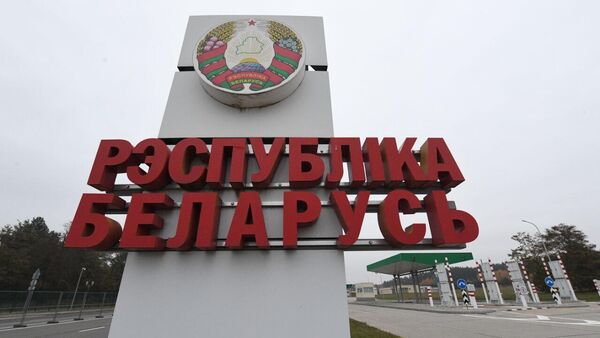 Знак на границе Беларуси - Sputnik Беларусь
