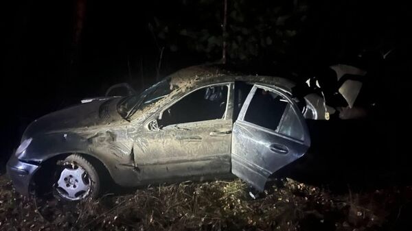 Автомобиль опрокинулся в Ивацевичском районе - Sputnik Беларусь