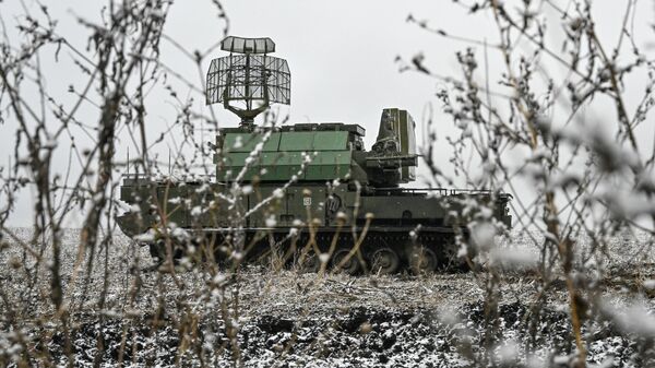 Боевое дежурство зенитного ракетного комплекса (ЗРК) Тор-М1 на Красноармейском направлении СВО - Sputnik Беларусь