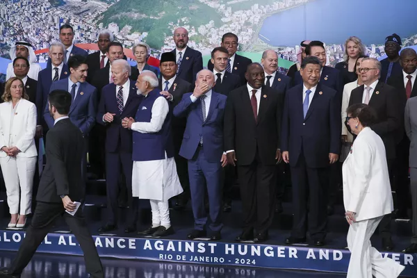   2024 : , ,    IT-