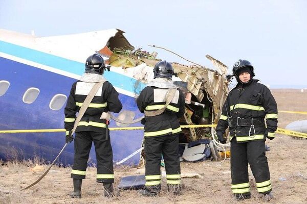 25 декабря 2024 года, в 11:00 по местному времени Embraer 190AR авиакомпании Azerbaijan Airlines подал сигнал SOS и запросил посадку в аэропорту Актау, приземление было запланировано на 11:25. - Sputnik Беларусь