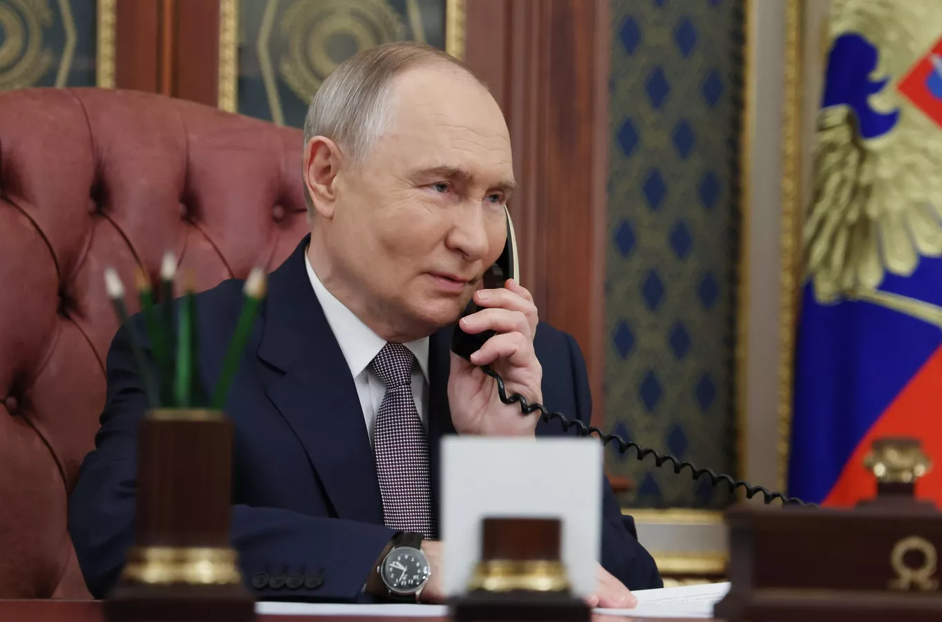 Лукашенко и Путин провели телефонный разговор