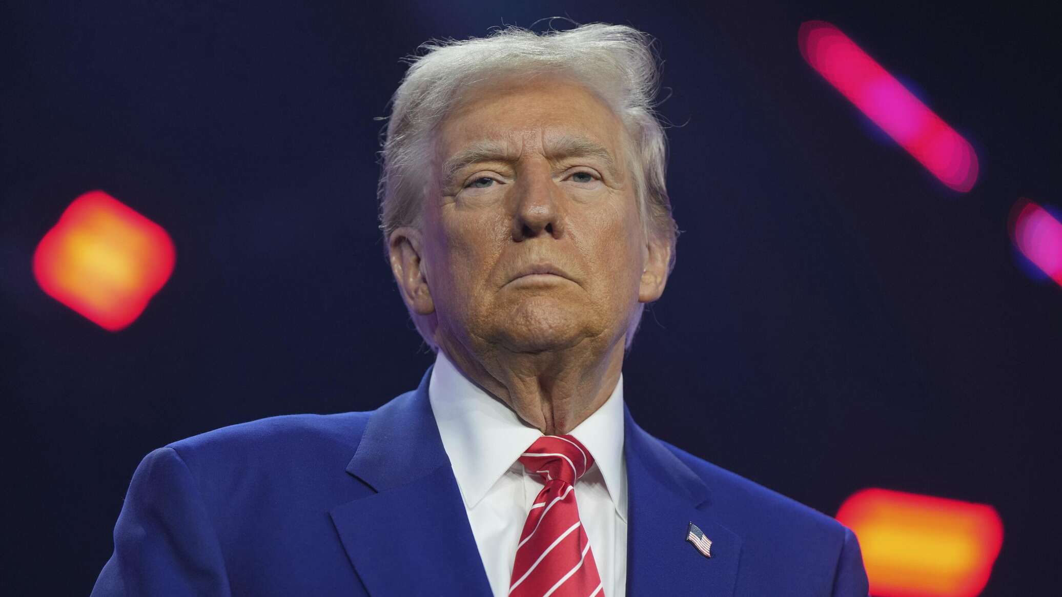 Трамп рассказал о разногласиях в урегулировании ситуации на Украине Трамп рассказал о разногласиях в урегулировании ситуации на Украине