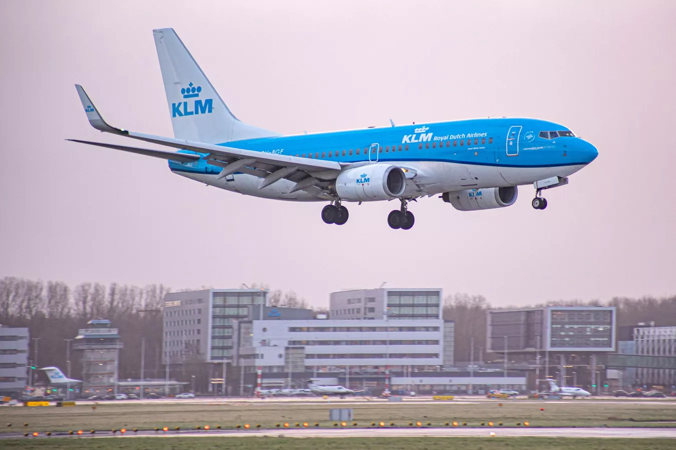   :   Boeing    